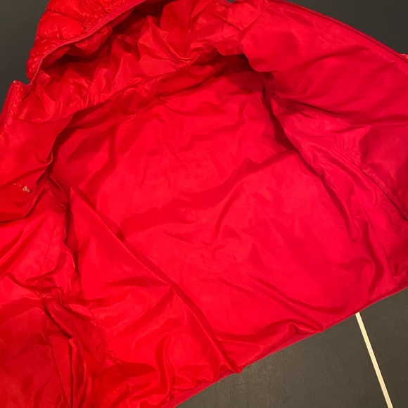 Eddie Bauer Kids Bright Red/Pink Ombré Reversible Puffer Coat M (10-12) - Picture 8 of 13